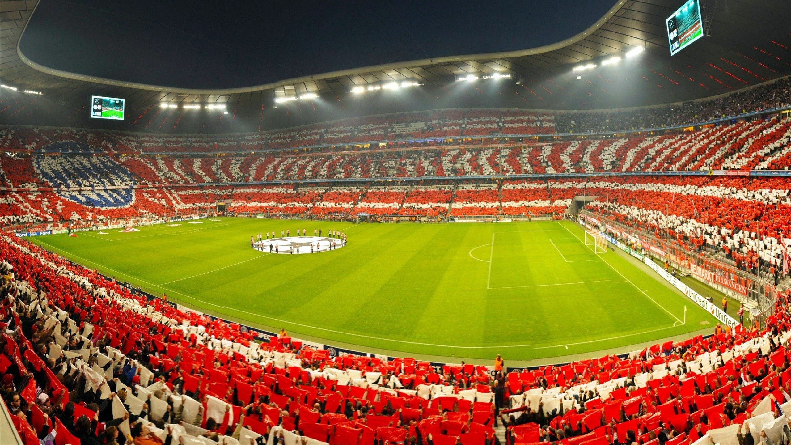 西亚卡姆巅峰对决，凯恩与60激战巴塞罗那分钟，问鼎冠军胜负难料！